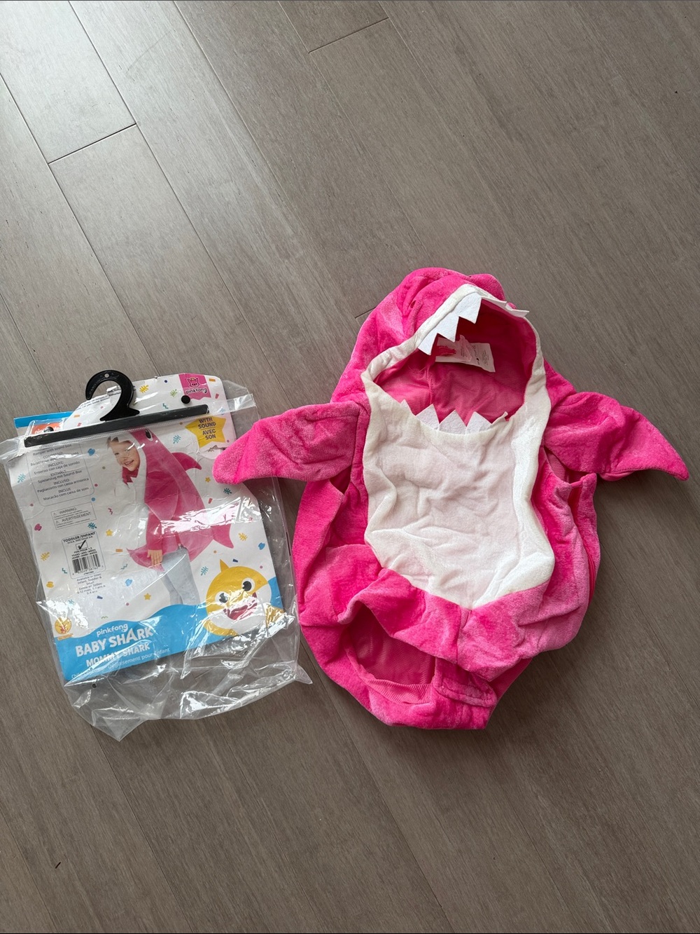 Pink Baby Shark Hooded Costume 1-2 years